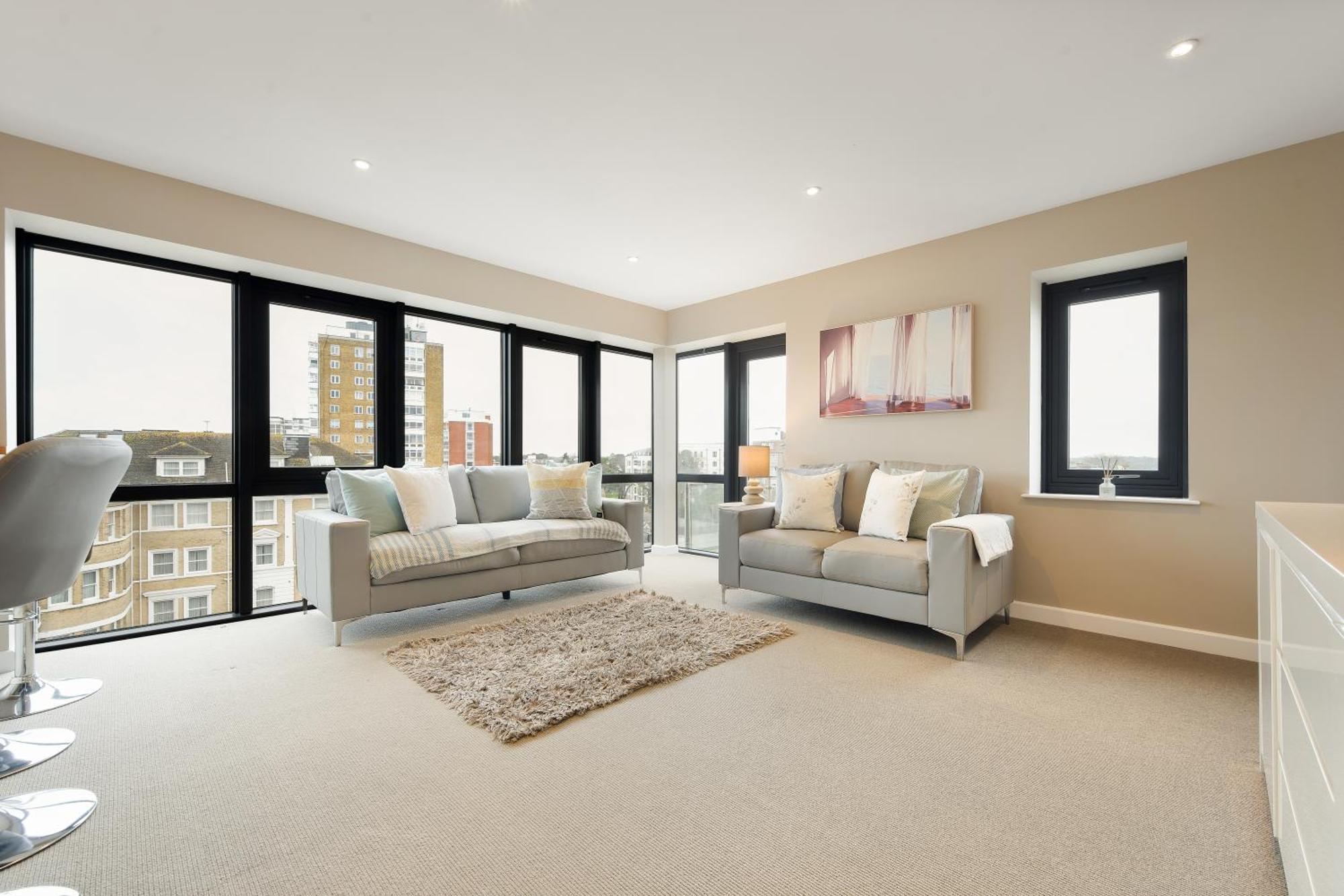 Апартаменты Westcliff Penthouse With Sea Views And Balcony Борнмут Экстерьер фото